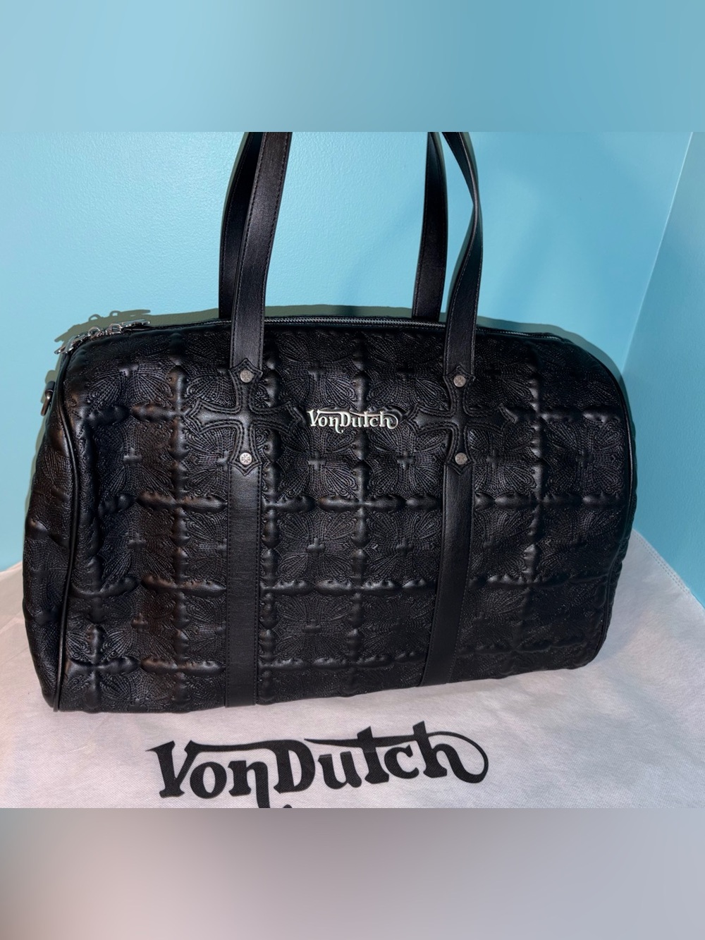Von Dutch Black Chopper Cross Logo Duffle Bag New!